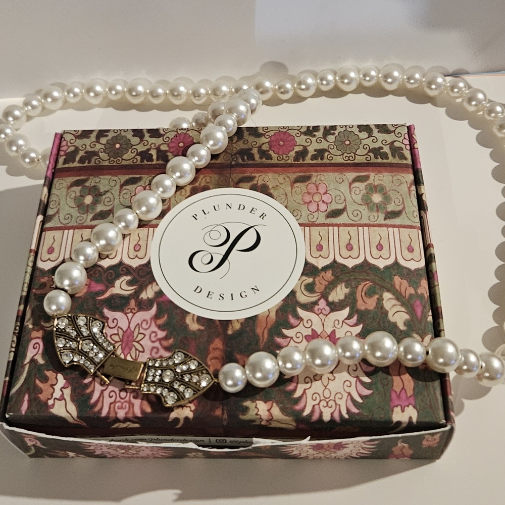 BRINDY Plunder Design Faux Pearl Necklace with Gold Accents